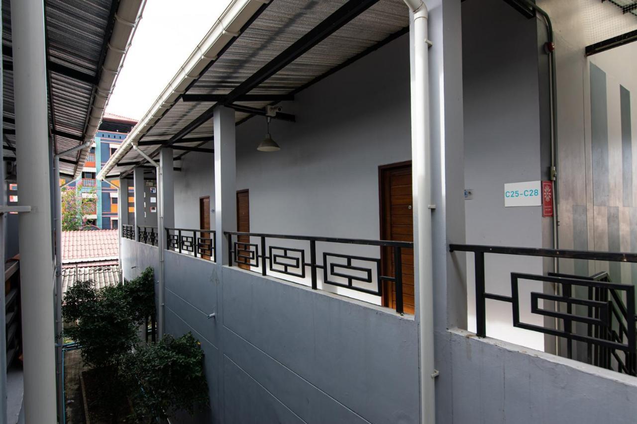 Отель Matini Klong1 Rangsit Экстерьер фото